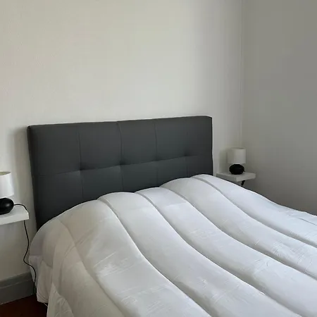 2 Etoiles A Royan, 500m De La Plage, Jardinet Privatif, 4 Couchages, Quartier Calme - Fr-1-539-52 Royan