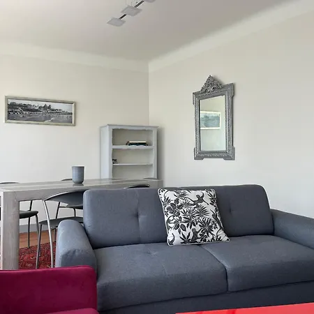 2 Etoiles A Royan, 500m De La Plage, Jardinet Privatif, 4 Couchages, Quartier Calme - Fr-1-539-52 Apartment Royan