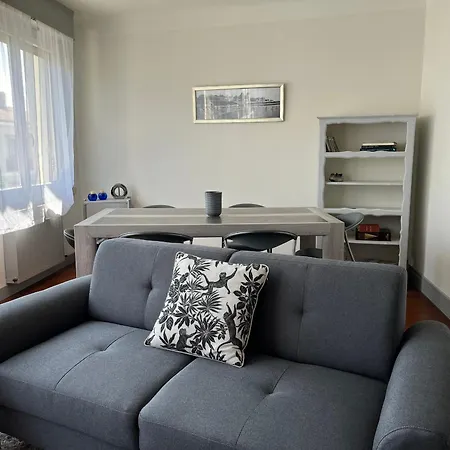 Apartment 2 Etoiles A Royan, 500m De La Plage, Jardinet Privatif, 4 Couchages, Quartier Calme - Fr-1-539-52 Royan